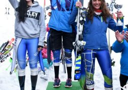 فضية وبرونزية لمانو عويس في بطولة الدول الصغرى في التزلج